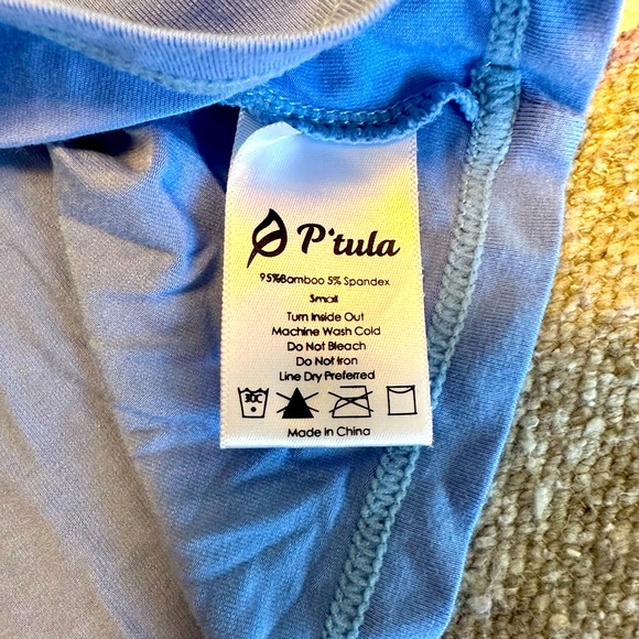 Ptula crop tank top size small - Picture 6 of 7